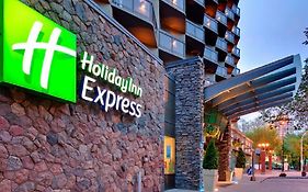 Holiday Inn Express Downtown Edmonton